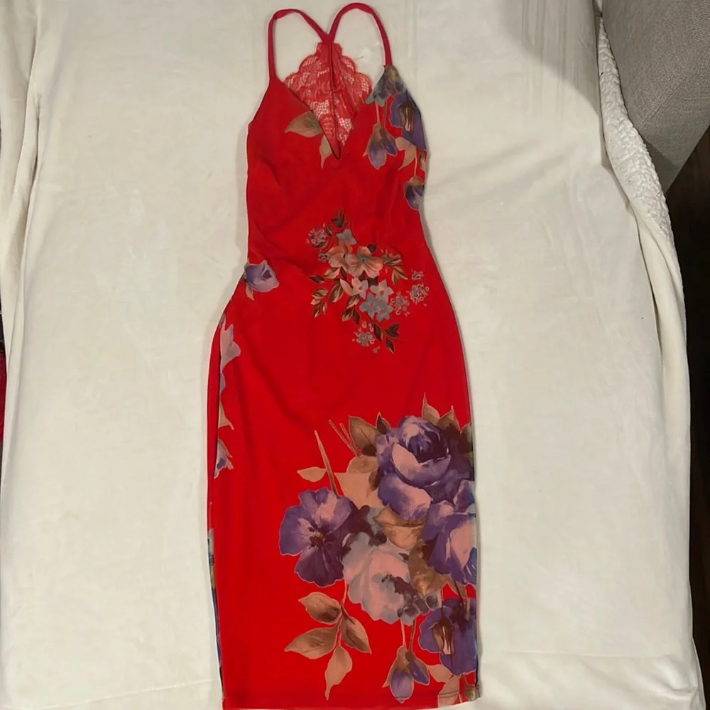 Red sexy dress - Picture 1 of 2